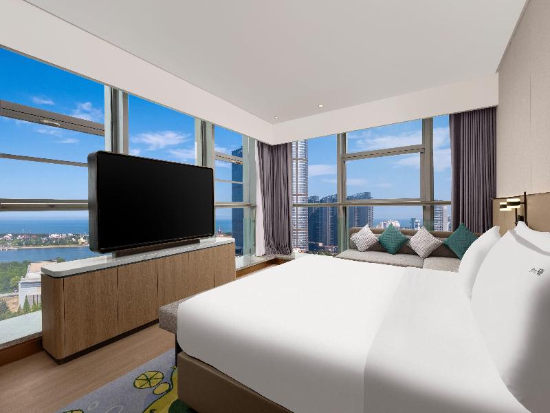 Holiday Inn Rizhao Seaview by IHG image