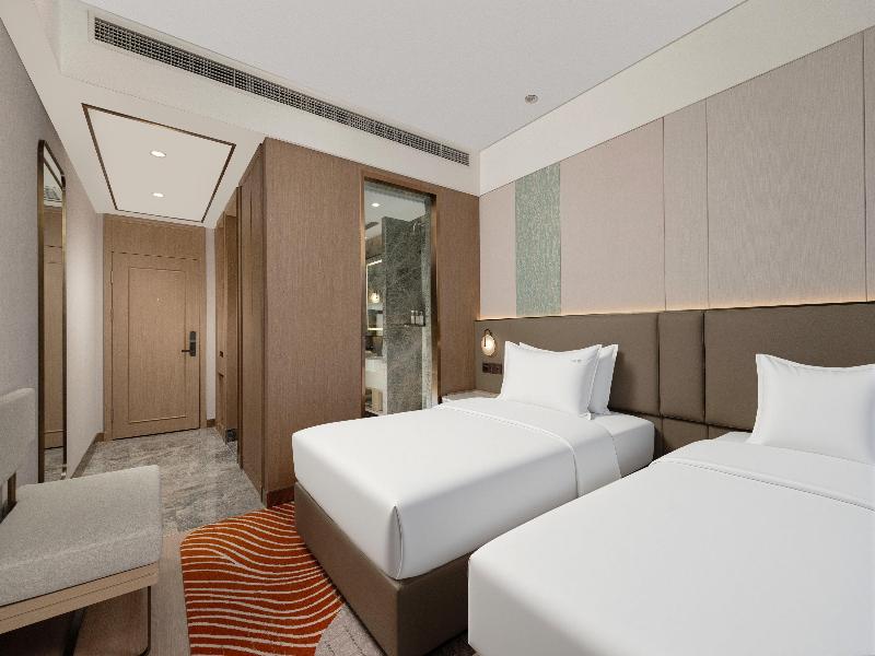 Holiday Inn Rizhao Seaview by IHG image