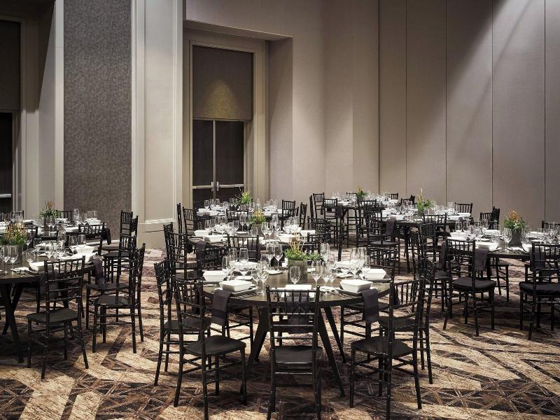 San Antonio Marriott Rivercenter image