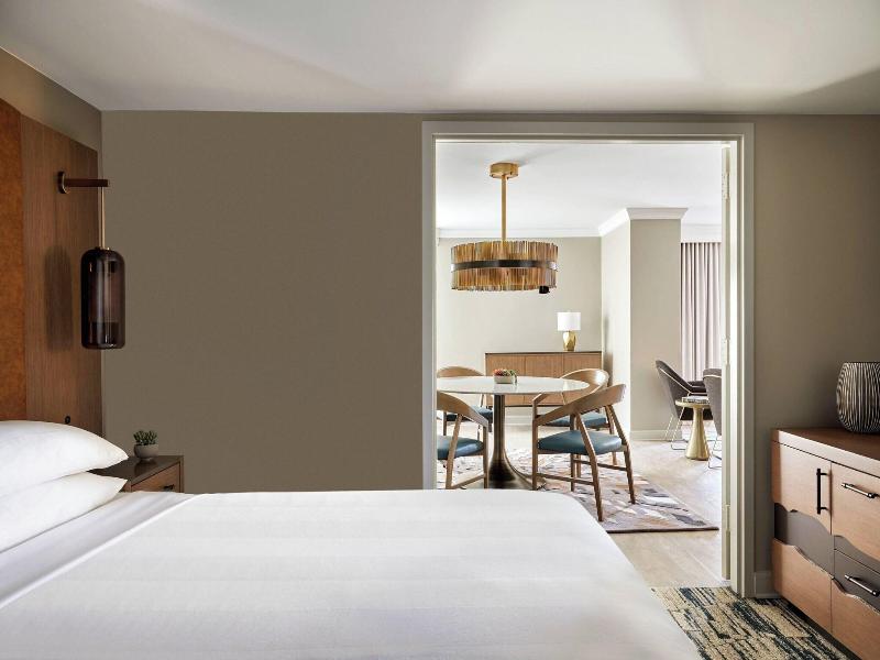 San Antonio Marriott Rivercenter image