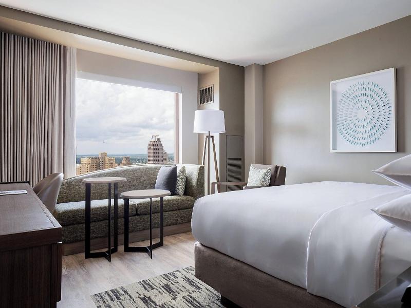 San Antonio Marriott Rivercenter image