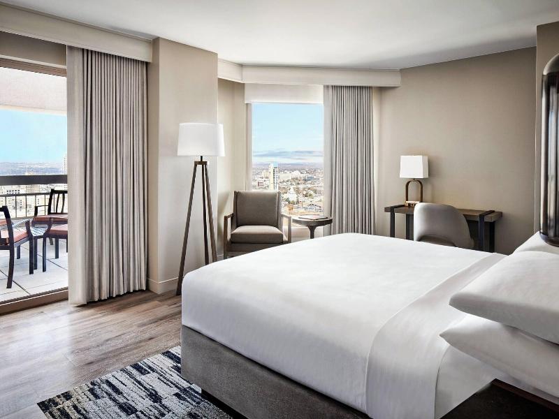San Antonio Marriott Rivercenter image