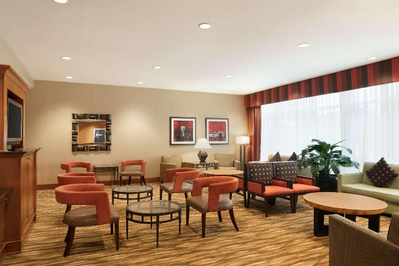 Hampton Inn New York - LaGuardia Airport