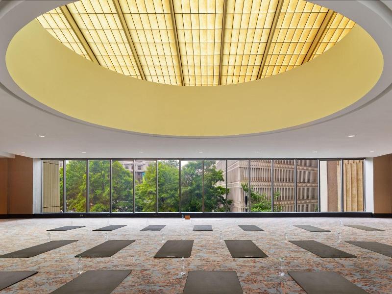 The Westin Peachtree Plaza image
