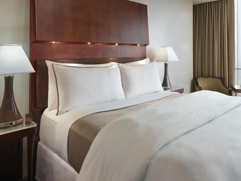 The Westin Peachtree Plaza image
