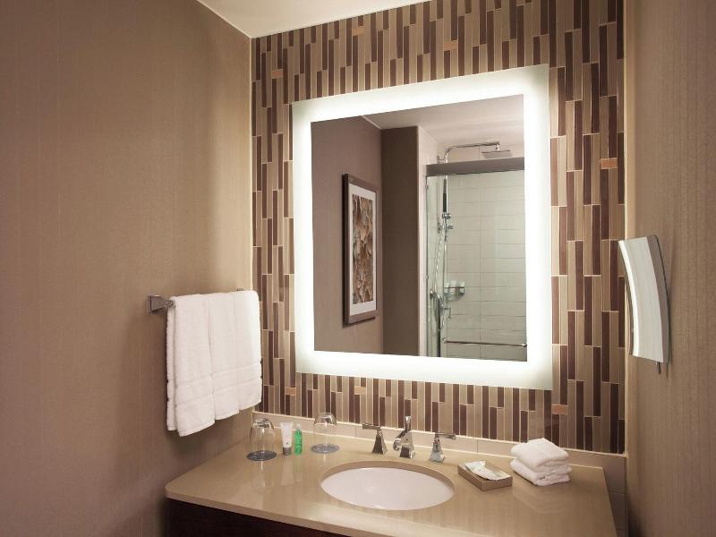 The Westin Peachtree Plaza image