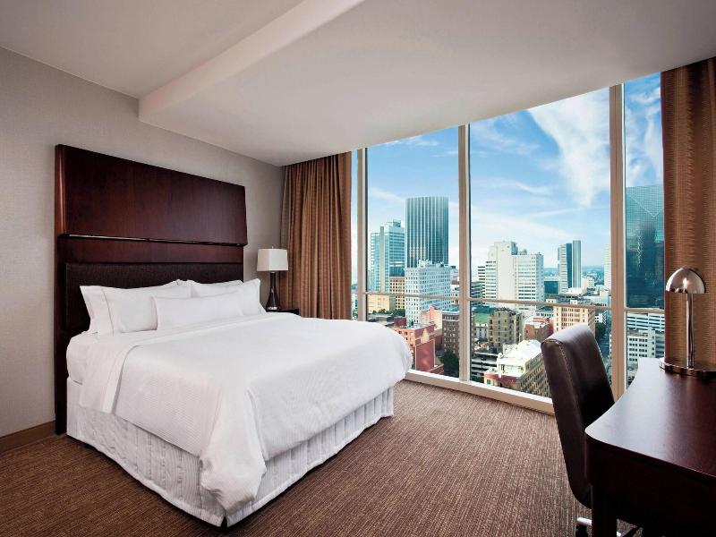 The Westin Peachtree Plaza image