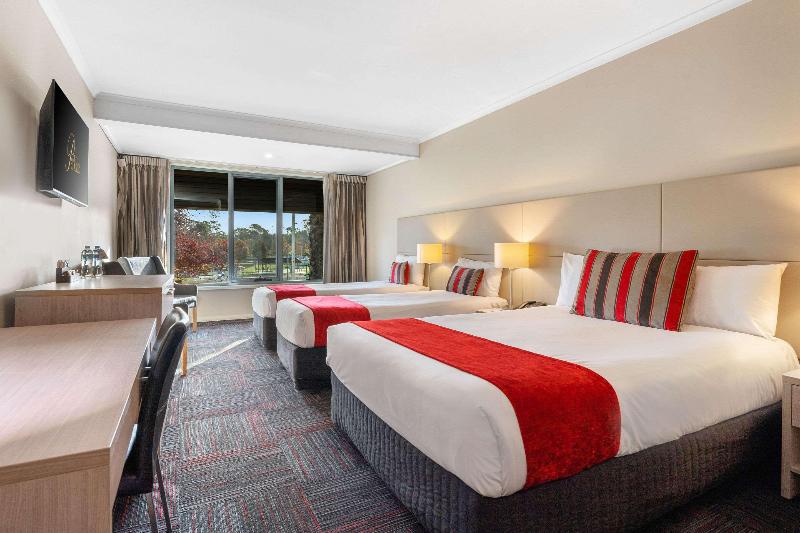 Quality Hotel Parklake Shepparton image