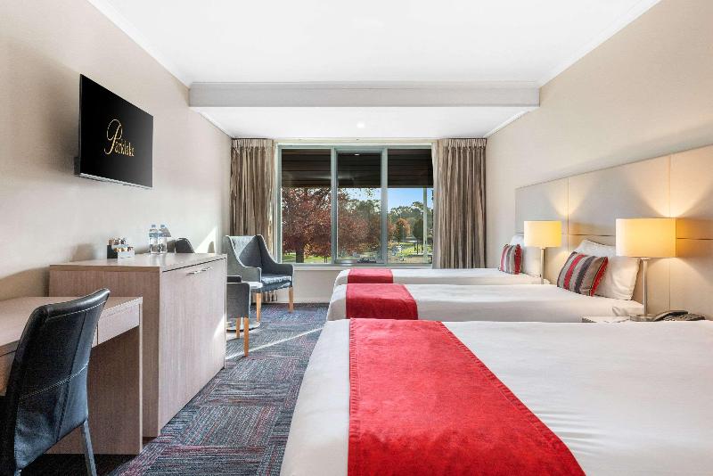 Quality Hotel Parklake Shepparton image