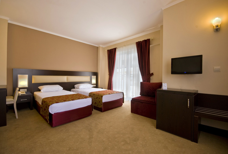 MG White Lilyum Hotel image