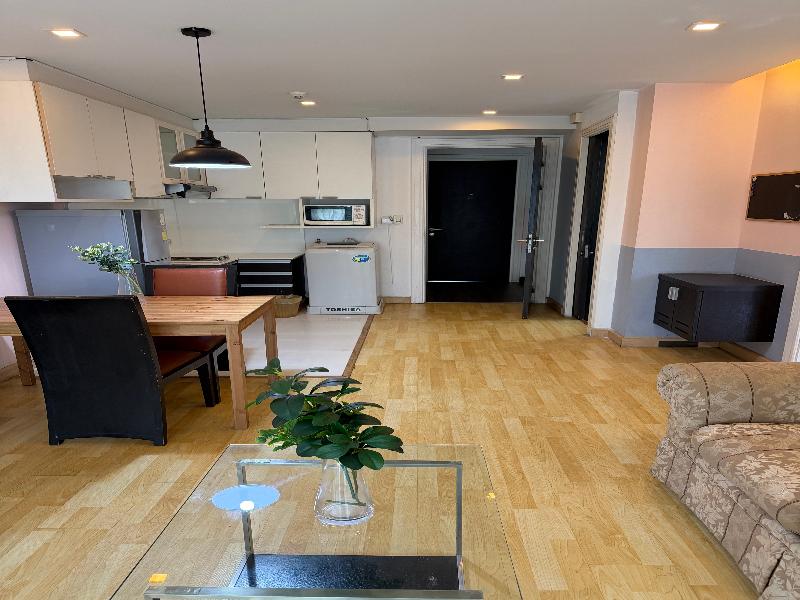 P Residence Thonglor image