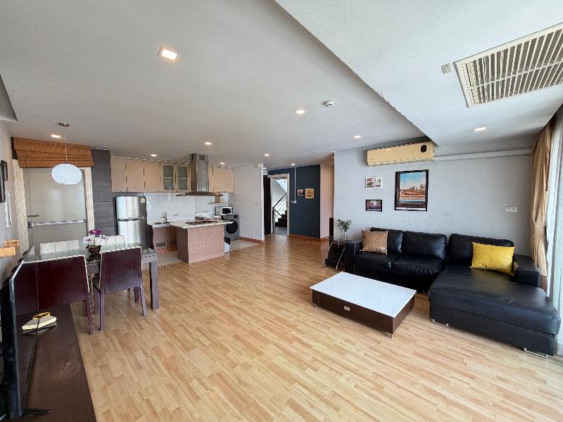 P Residence Thonglor image