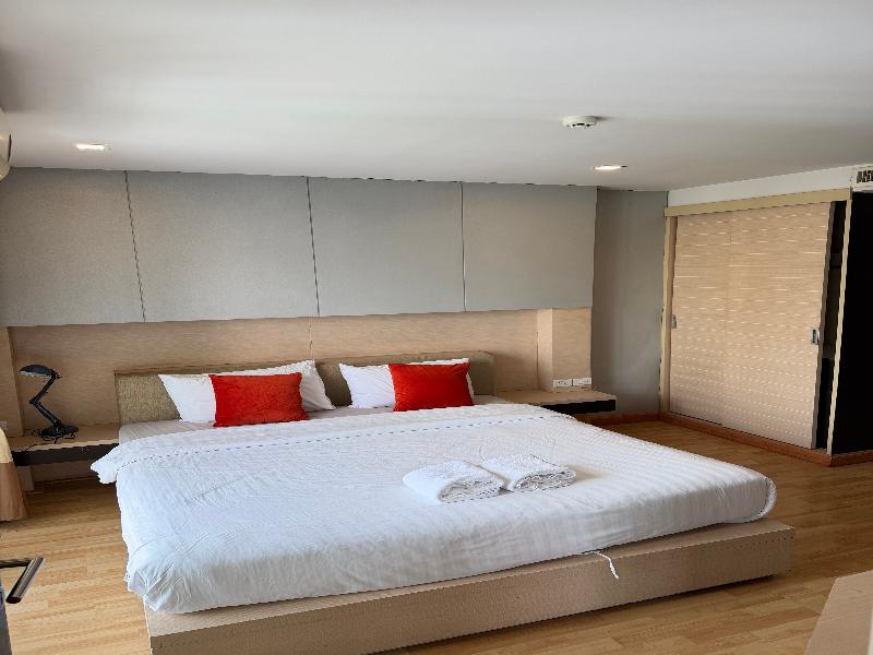 P Residence Thonglor image