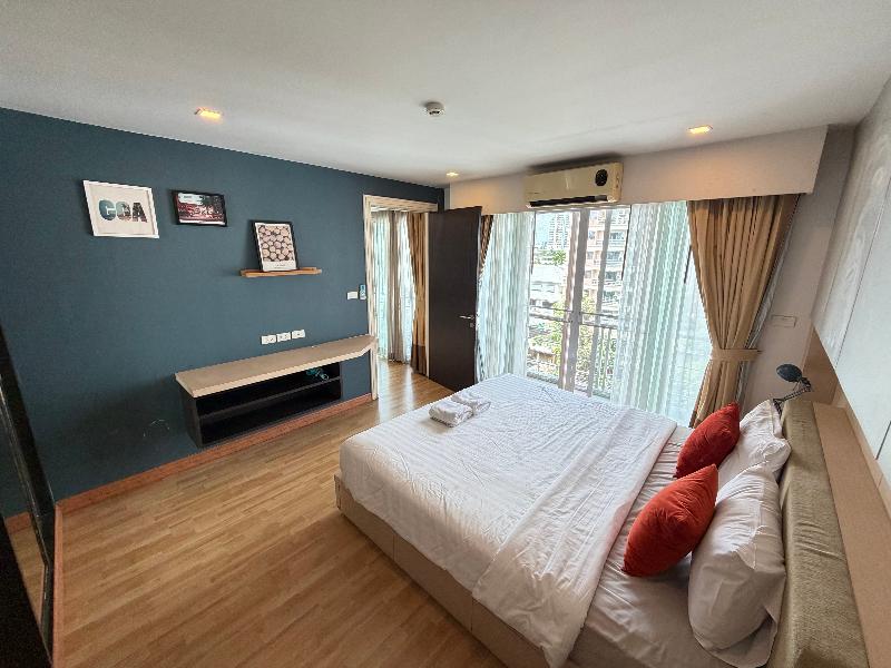 P Residence Thonglor image