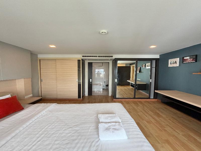 P Residence Thonglor image