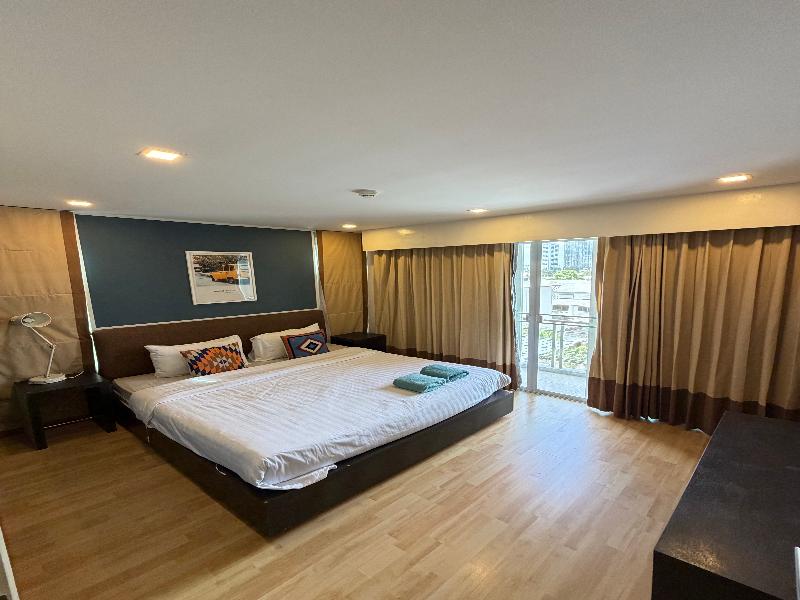 P Residence Thonglor image