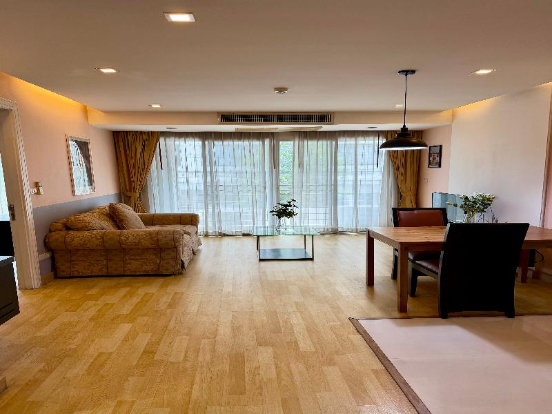P Residence Thonglor image