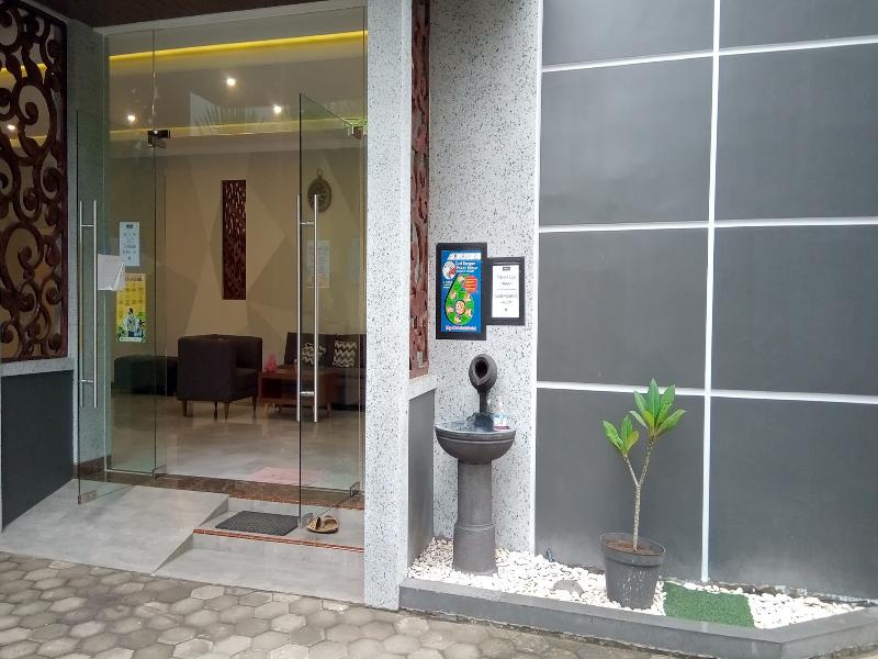 Alzara Hotel Syariah image