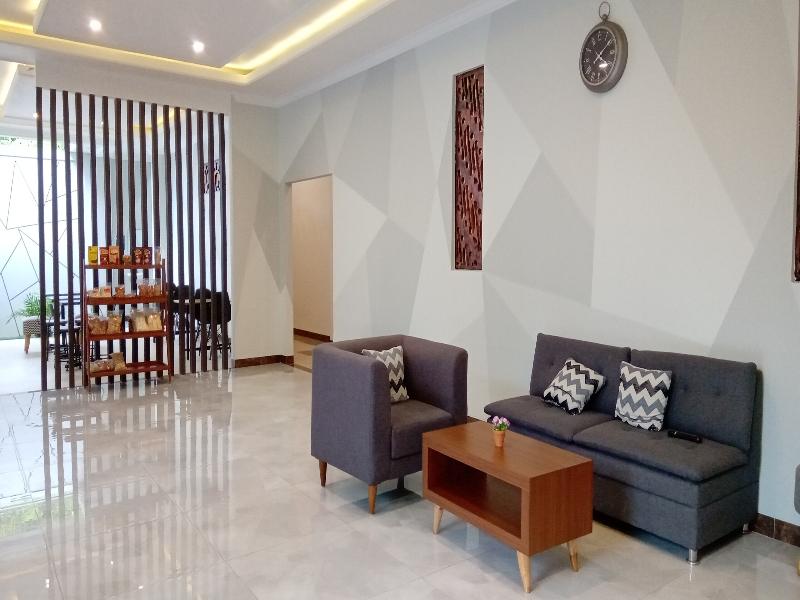 Alzara Hotel Syariah image