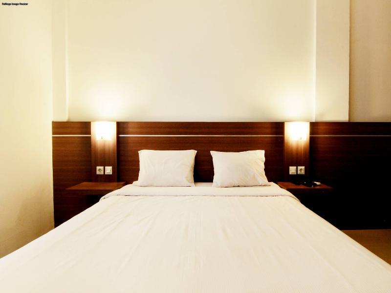 Alzara Hotel Syariah image