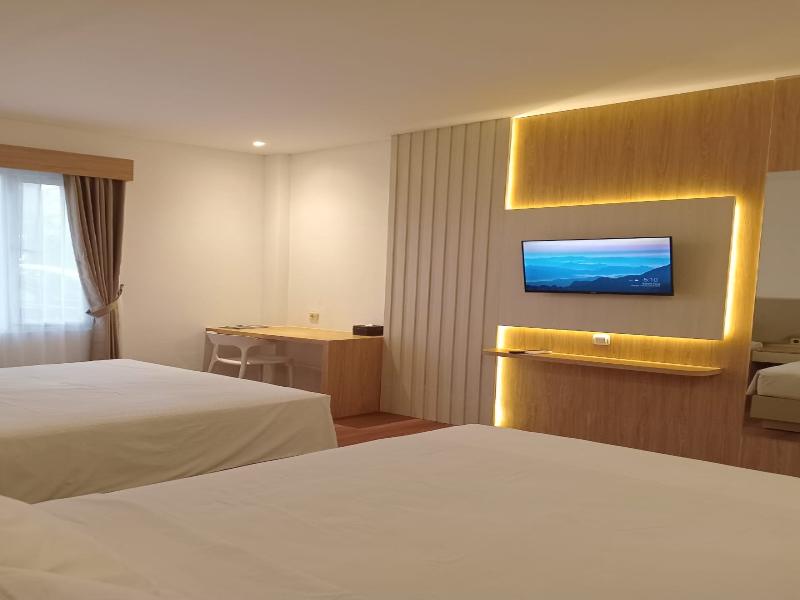 Alzara Hotel Syariah image