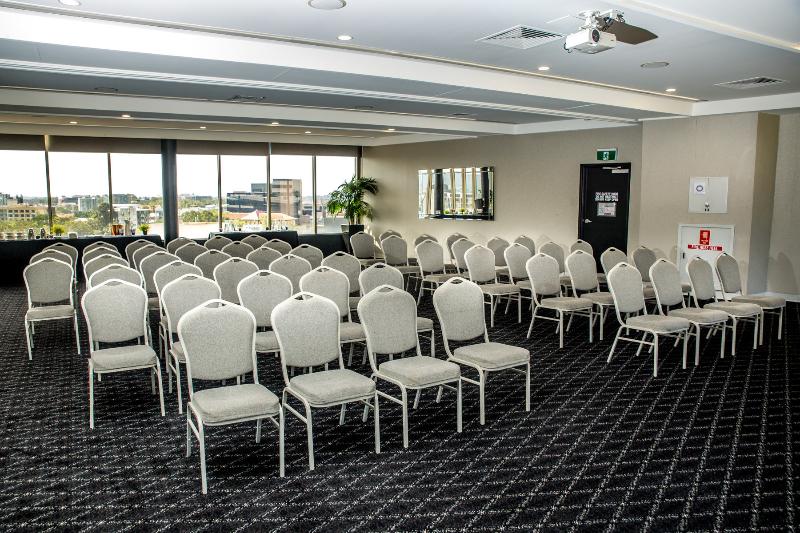 Stay in style at Mercure Brisbane Spring Hill