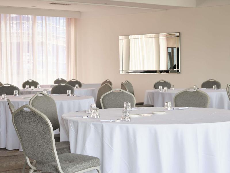 Stay in style at Mercure Brisbane Spring Hill