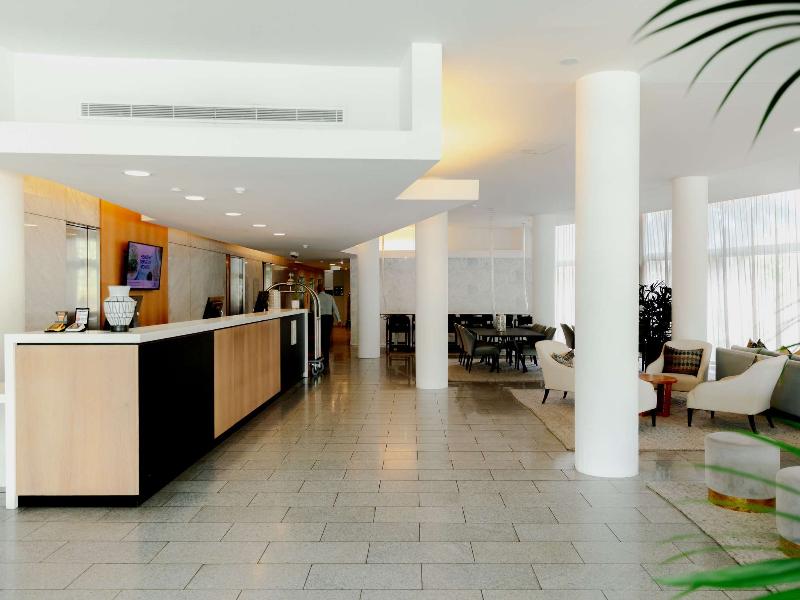 Stay in style at Mercure Brisbane Spring Hill