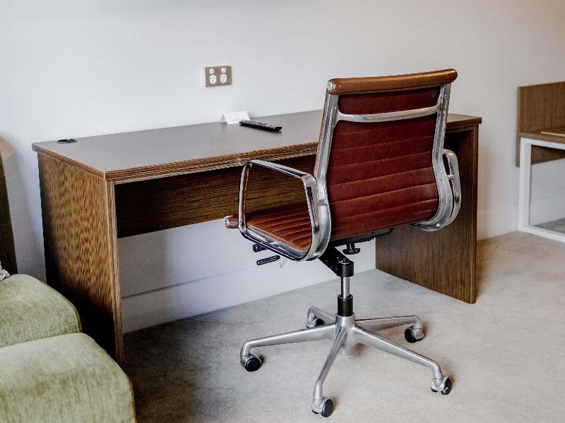 Stay in style at Mercure Brisbane Spring Hill