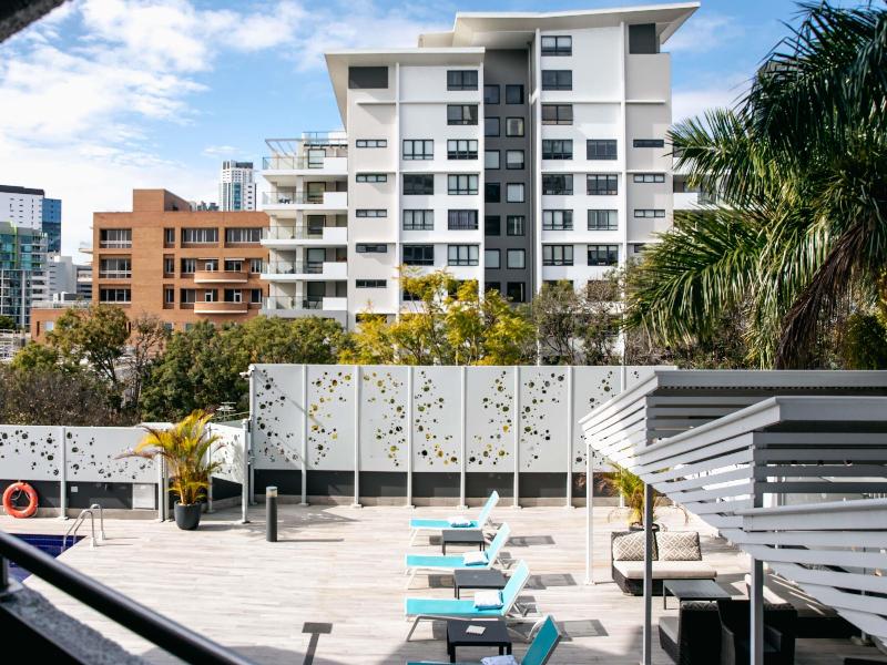 Stay in style at Mercure Brisbane Spring Hill