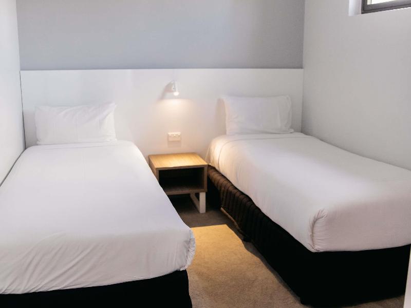 Stay in style at Mercure Brisbane Spring Hill