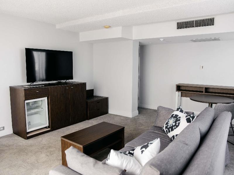 Stay in style at Mercure Brisbane Spring Hill