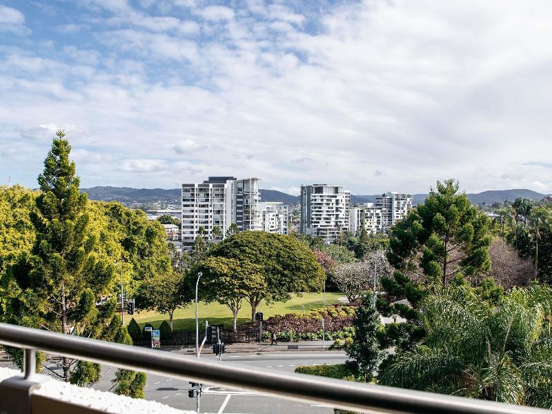 Mercure Brisbane Spring Hill image