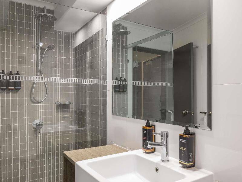 Mercure Brisbane Spring Hill image