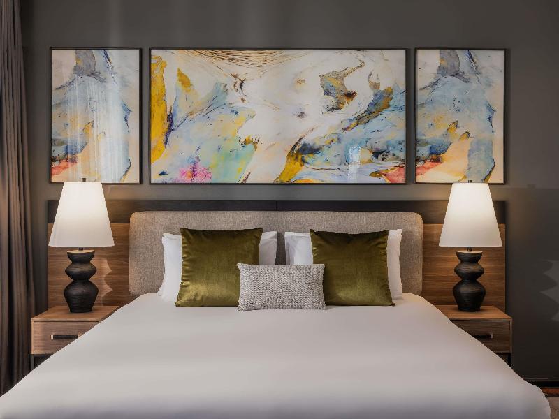 Mercure Brisbane Spring Hill image