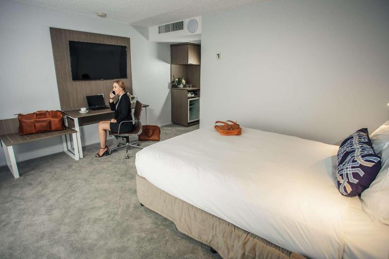 Stay in style at Mercure Brisbane Spring Hill