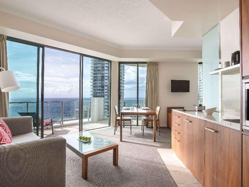 Mantra Legends Surfers Paradise image