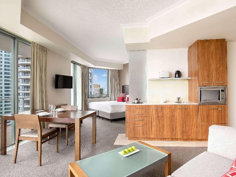 Mantra Legends Surfers Paradise image