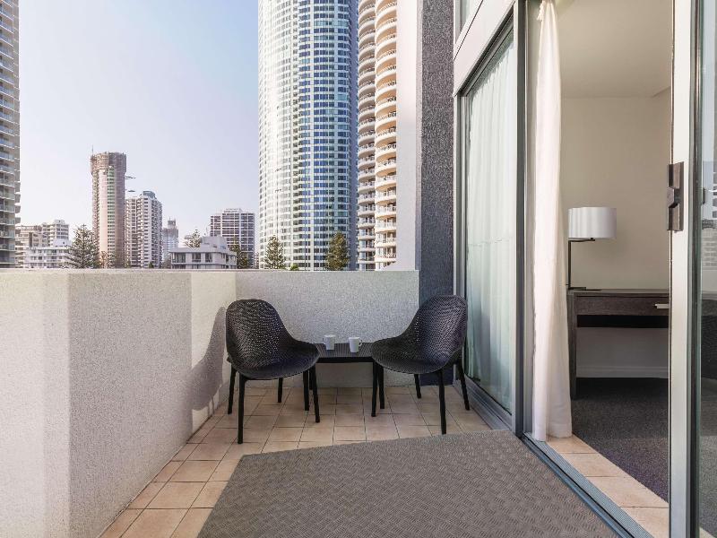 Mantra Legends Surfers Paradise image