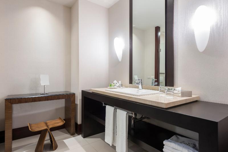NH Collection Guadalajara Providencia image