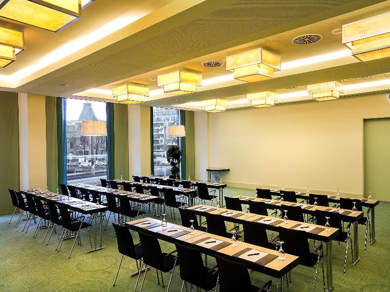 Melia Berlin image