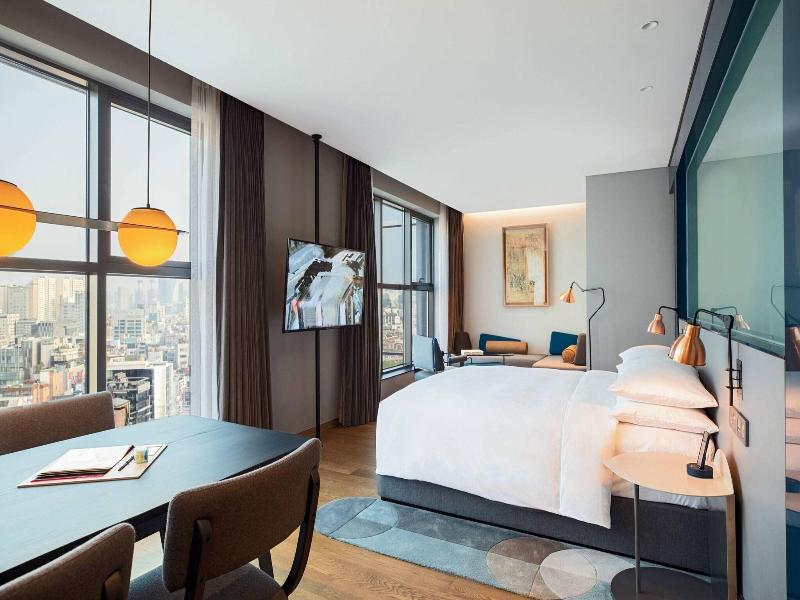 RYSE, Marriot Hotel, Autograph Collection image