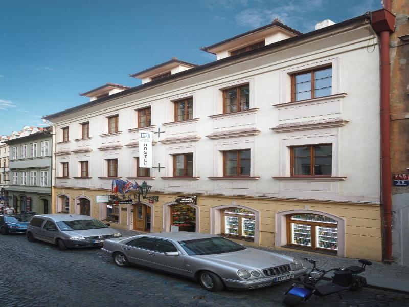 Little Quarter Hostel & Hotel image
