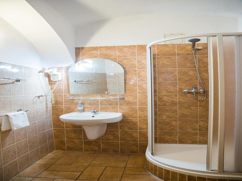 Little Quarter Hostel & Hotel image