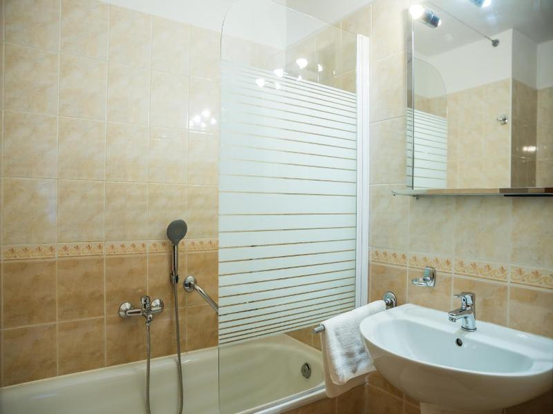 Little Quarter Hostel & Hotel image