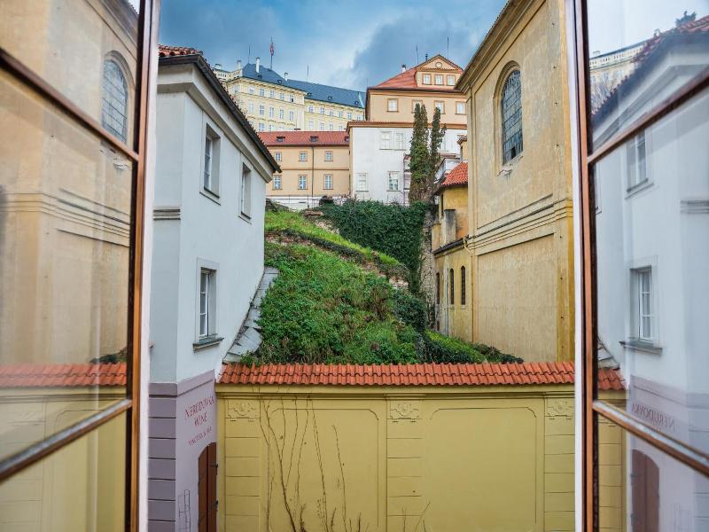 Little Quarter Hostel & Hotel image