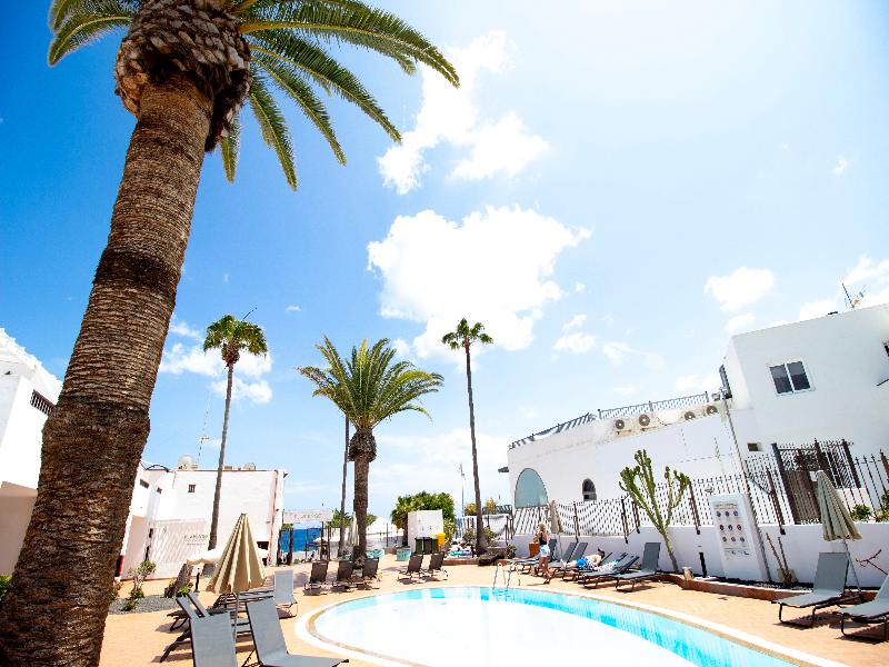 Apartamentos Flamingo image