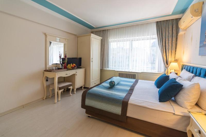 The Metropol image