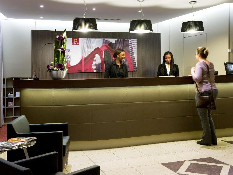 Adagio Aparthotel la Defense Esplanade image
