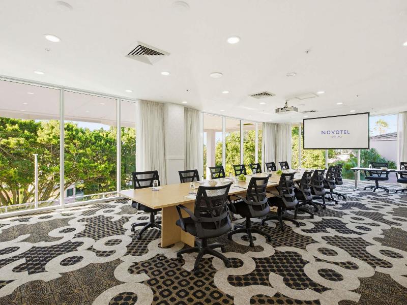 Novotel Wollongong Northbeach image